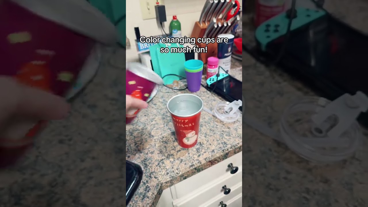 Adorable Color-Changing Christmas Cups! 