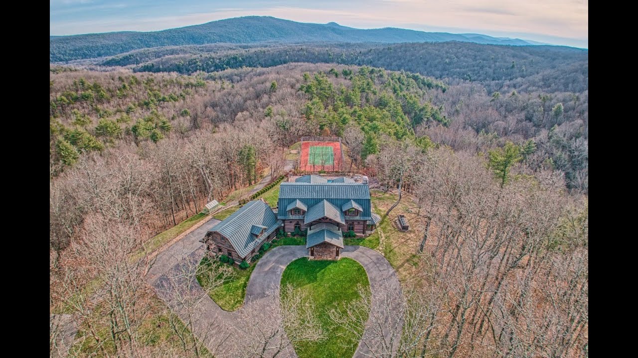 610 Pin Oak Road, Paw paw, WV, 25434