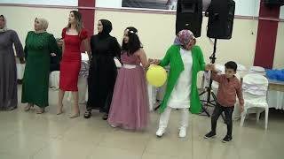 Herkes Bar Başini Terci̇h Ederken Obar Sonunu Çok Güzel Halay Çekti̇ Geli̇n Hanim Aydin Ai̇lesi̇ni̇n Düğü