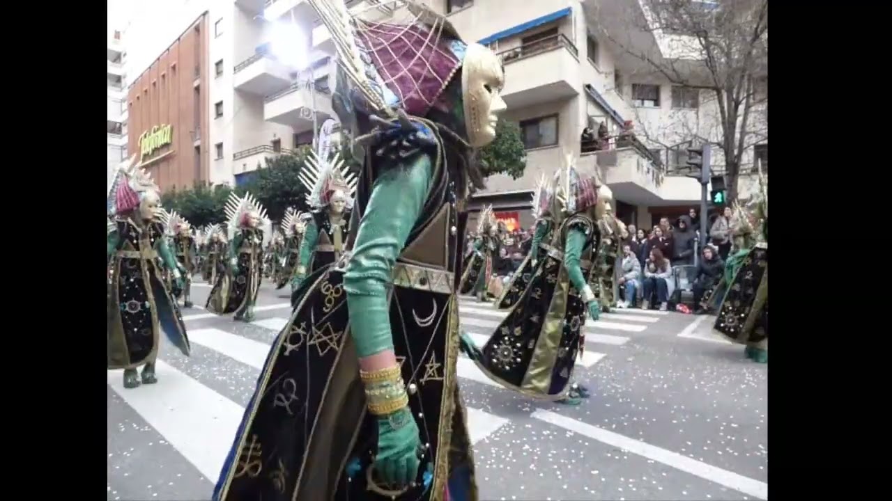 Desfile de Carnaval de Badajoz.Comparsa Sinsili-no.15-2-2026.MP4.
