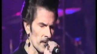 Video voorbeeld van "Bon Jovi and Willy DeVille with the Song: Save the last Dance"