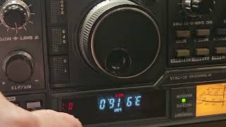 Icom ic751a reference oscillator adjustment!  zero beat redneck method. ham radio hack style