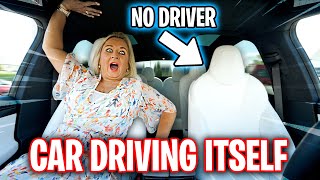 Tesla Drives Itself Prank on MUM (Summon Mode)