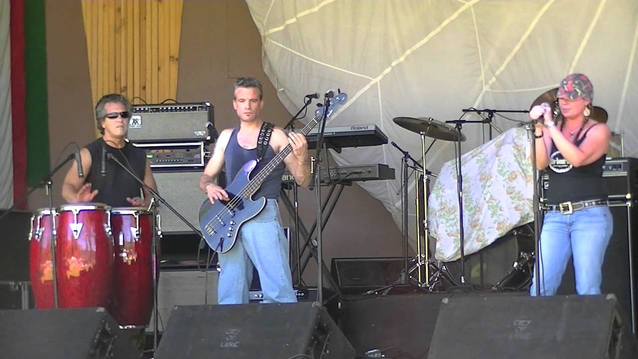 Off the Hook Band performs "Sweetest Day" Live at Cobbstock 2011