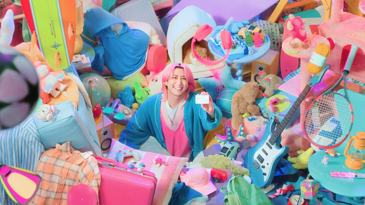 佐久間大介(Snow Man)がメルカードの新CMに出演！カラフルな世界観で