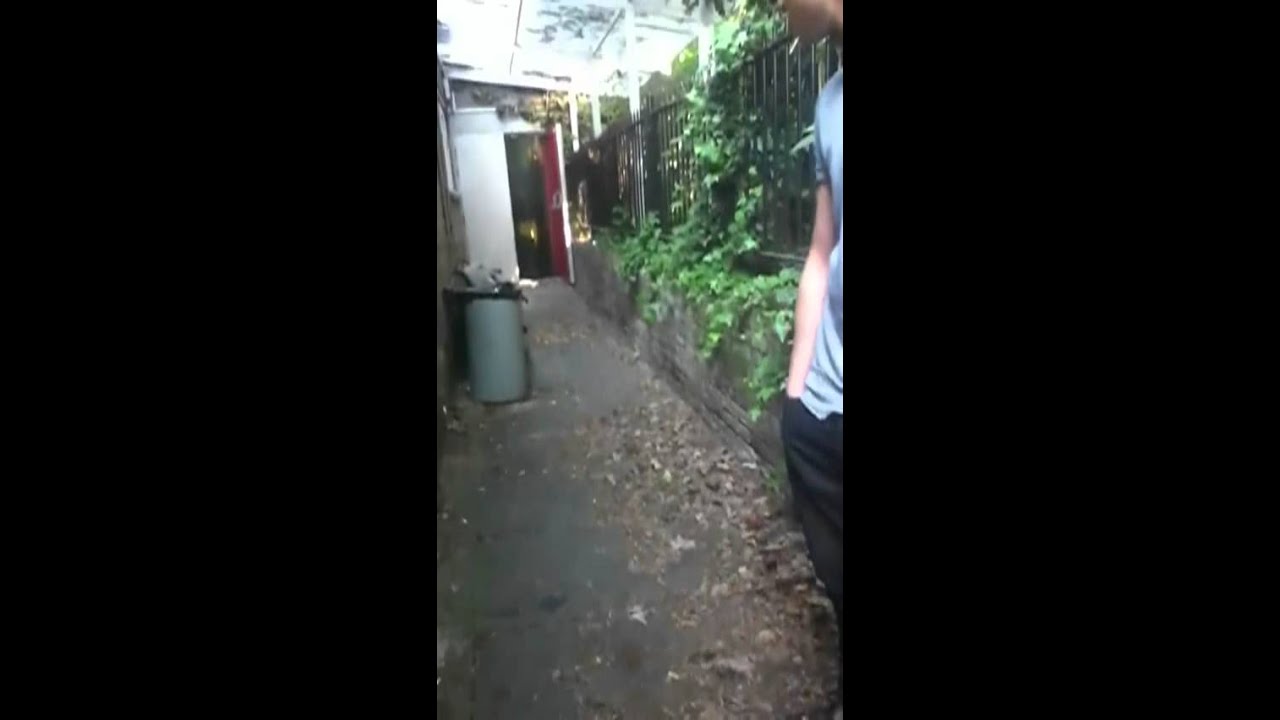 Two girls meeting zayn malik and louis tomlinson at back of studio (Not my video)