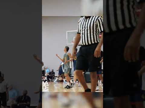 Ref called this a pushoff?!? What you think? 🤔🤷‍♂️ #shorts
