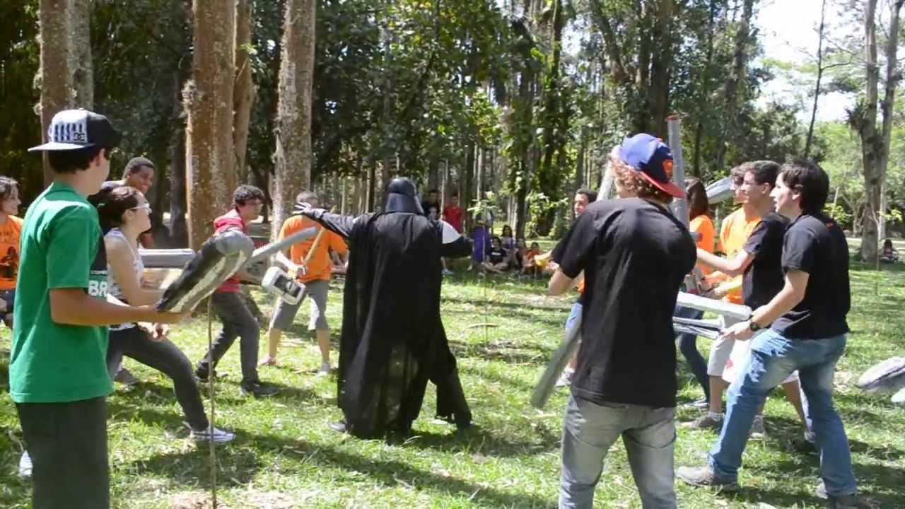 Vale Comics Darth Vader no parque