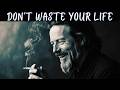 Your Life is Happening Right Now – ALAN WATTS on the Present Moment