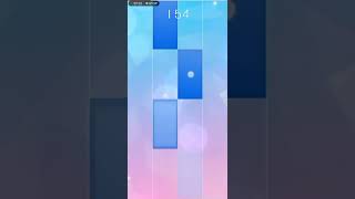 a beginner playing piano game on mobile  / مبتدأ يلعب لعبة البيانو على الموبايل screenshot 2
