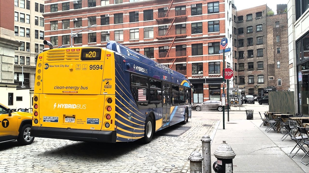 MTA NYCT: 2021 New Flyer XDE40 #9594 M20 at Harrison & Hudson