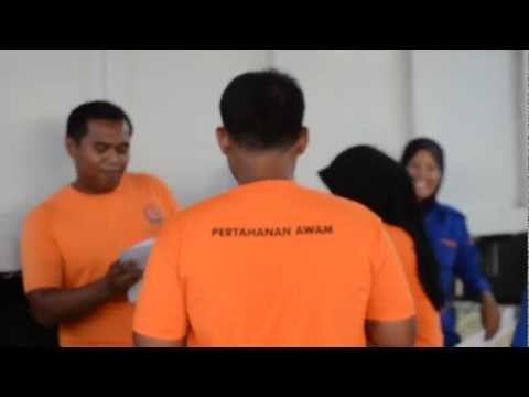 Lambat ! Lambat ! Lambat !