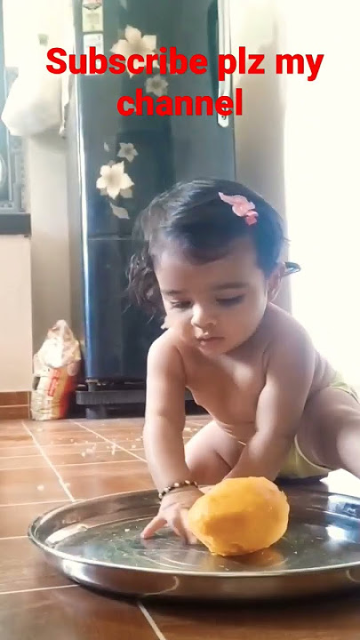 julija eating for mango 🥭🥭😋 #julija #shots #baby #video #mango #viral