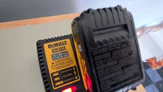 DEWALT 20V MAX* Starter Kit with POWERSTACK™ Compact Battery and Charger Review
