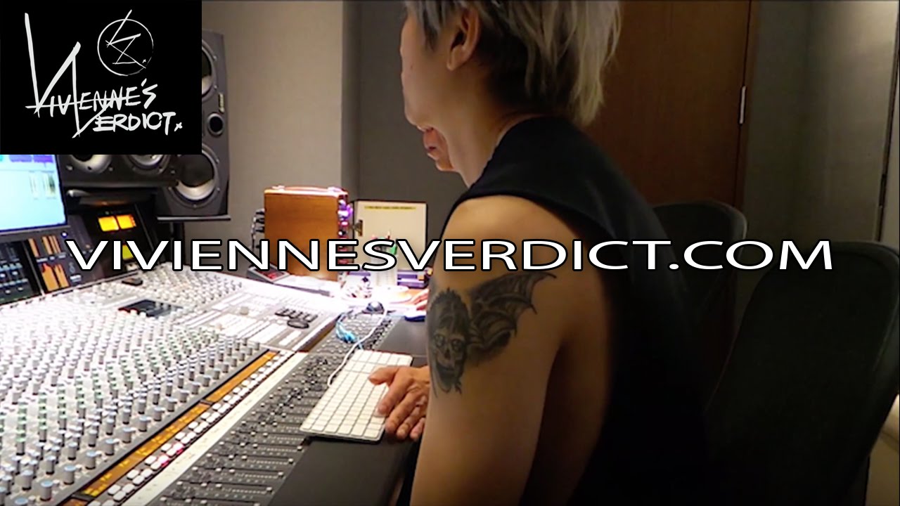 Vivienne's Verdict - Live at Leo studio (Featuring Frank and Qiu Feng Ze!)