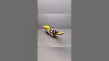 1:50 metal keestrack screening machine model #mobilecrusher #screeningmachine #scalptingscreening