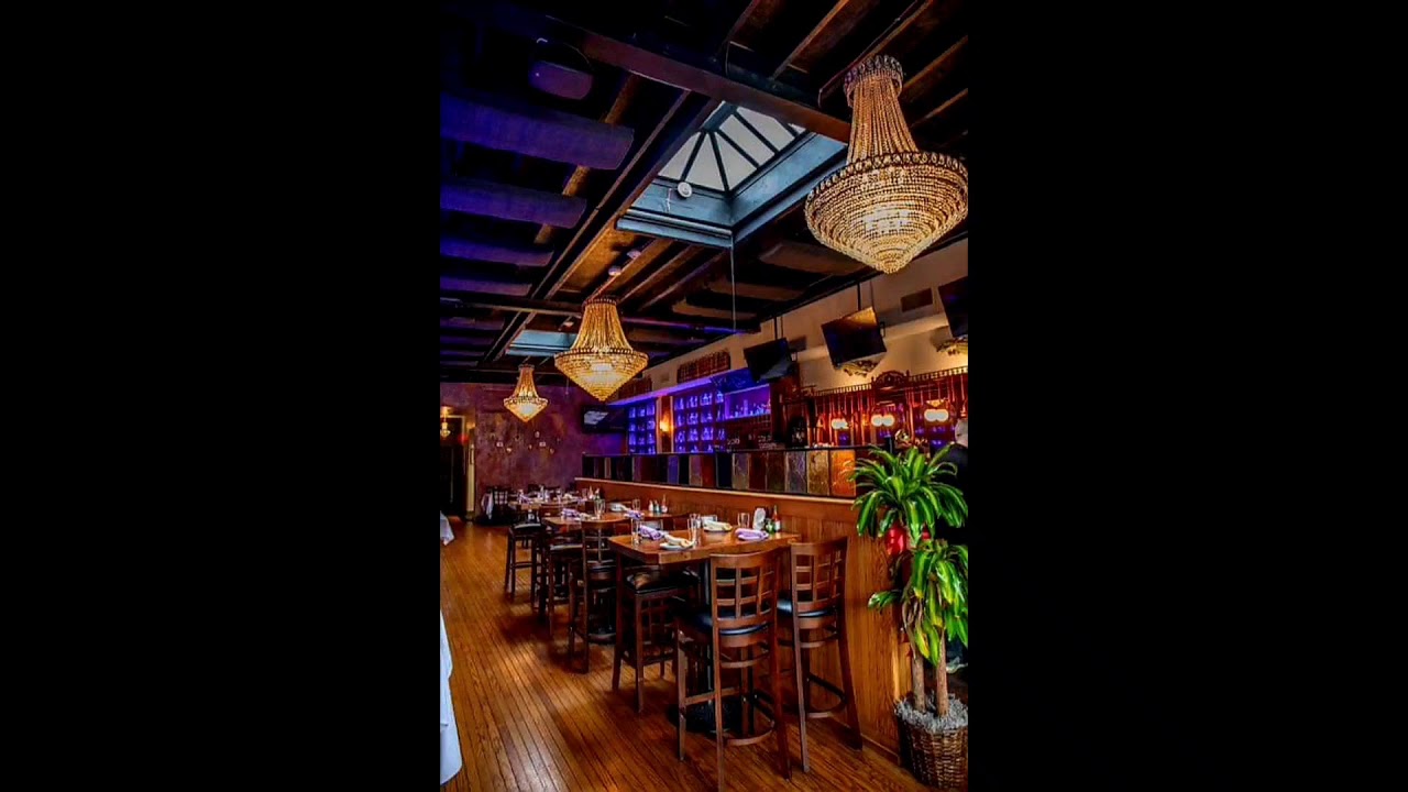 Top Hat Oyster Bar in Nicholas Amato's Community, Meet The Manager