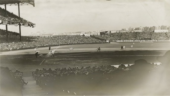 70sYankees ⚾️ on X: Clubhouse in the old Yankee Stadium https