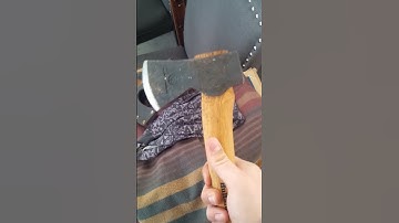 Bushcraft / Camp AX (Hultafors Hultan Hatchet)
