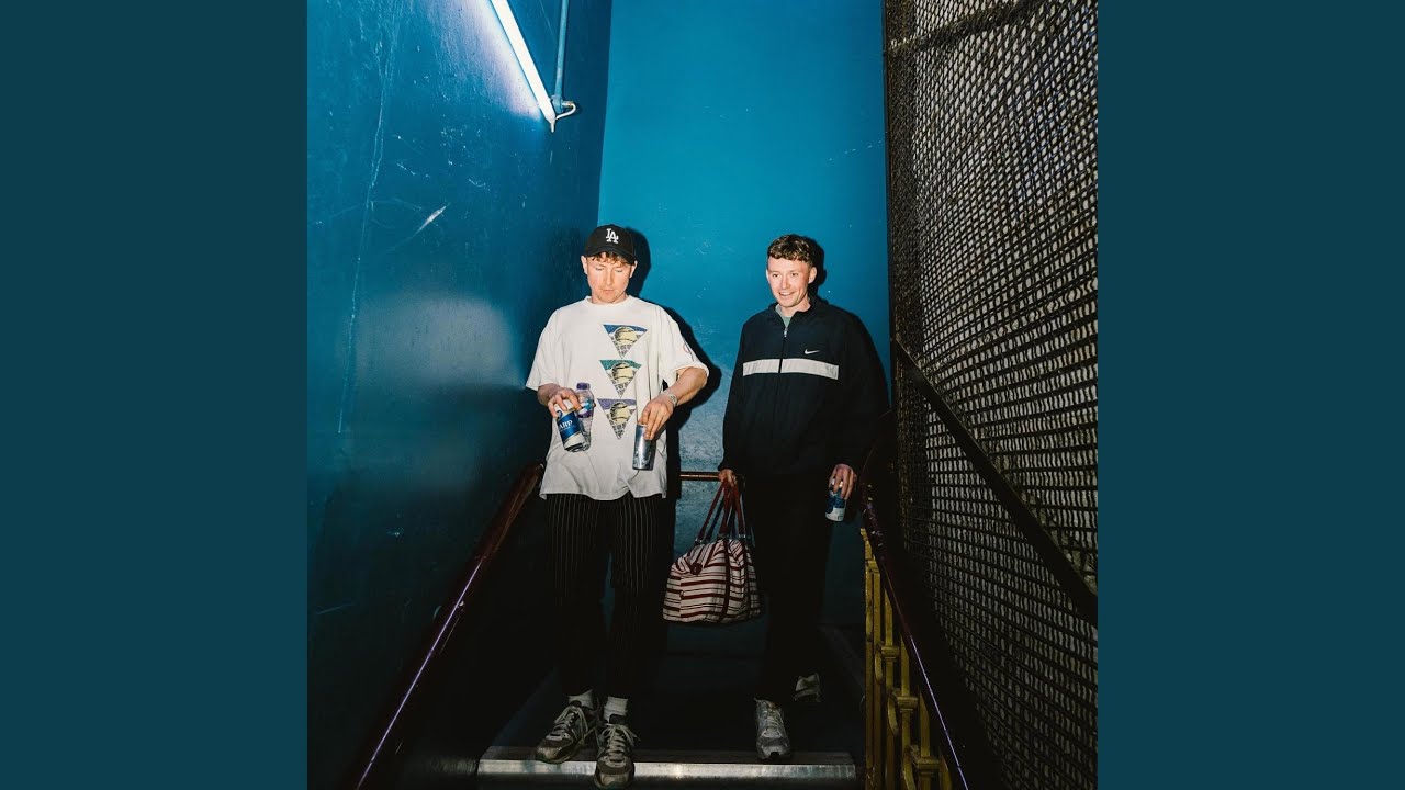 Australia (feat. Andy) (Edit) - YouTube