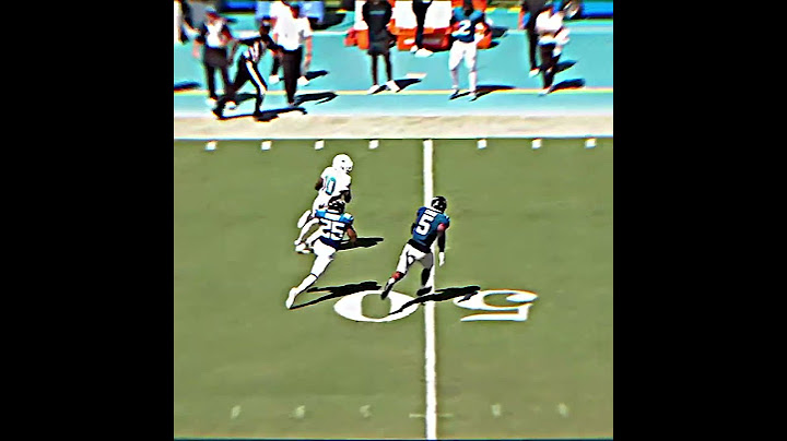Tyreek Hill HANDCUFFED celly 👀🔥 #shorts