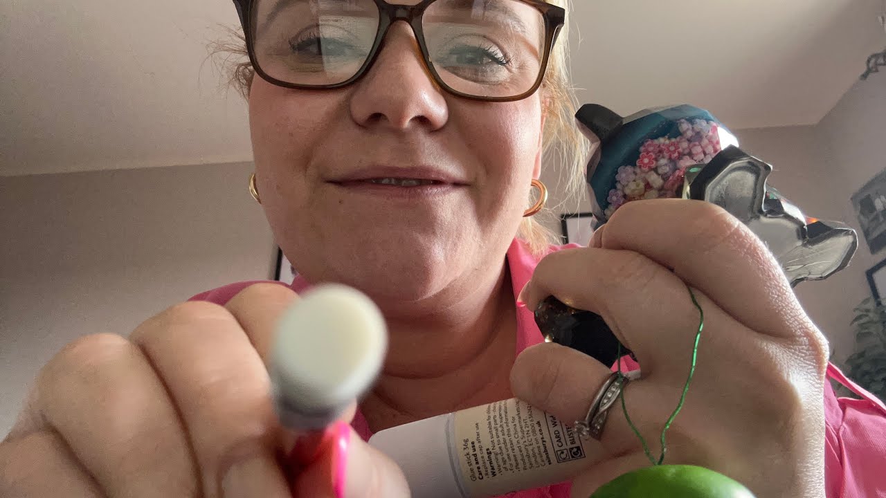 ASMR: Makeup R/Play but with wrong tools! 💄 #asmr