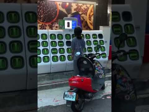 Video: Hoe lank hou die voël scooter battery?