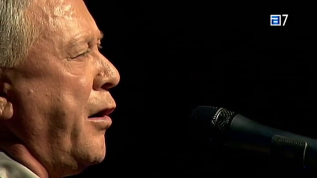 Avelino Fernández Corte ''Dos villes tien Llangréu''