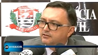 Polícia prende 26 pessoas de uma quadrilha suspeita de furtos e roubos de gado. Polícia prende 26 pessoas de uma quadrilha suspeita de furtos e roubos de gado.
