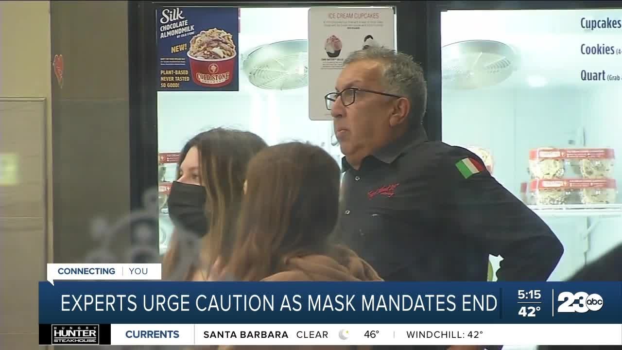 Experts urge caution as California's indoor mask mandate ends - YouTube