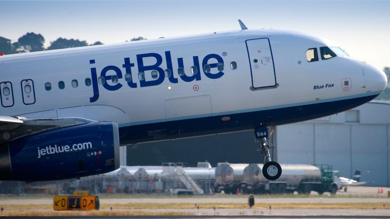 JetBlue Shares Climbs on Expanding Service to Boston JetBlue Shares Climbs on Expanding Service to Boston