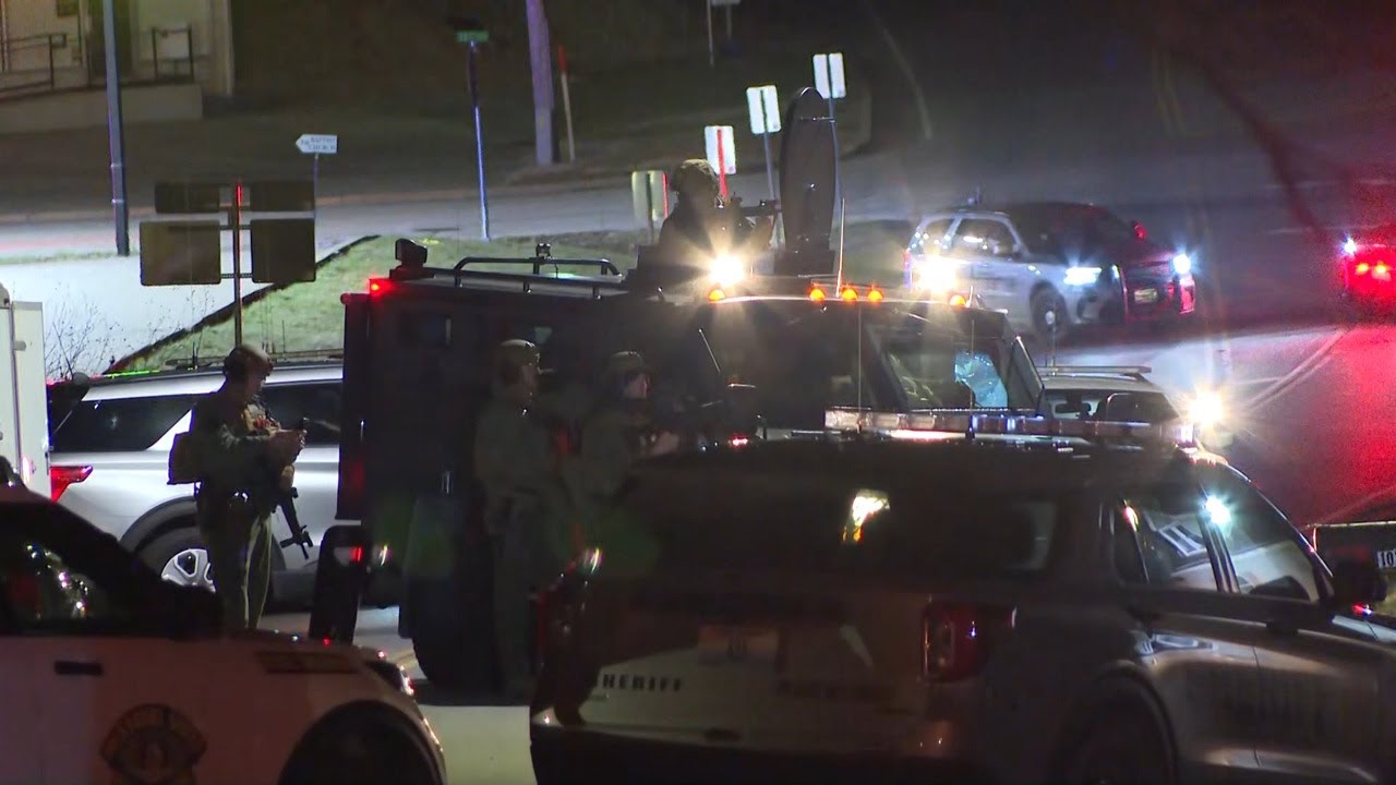 Police officer killed, another injured following shooting in Hermann