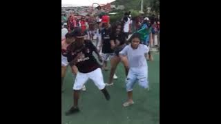 MTG - MEGA PRA ELAS JOGAR  (DJ WESLEY GONZAGA) PART. MC MR BIM E MC SACI