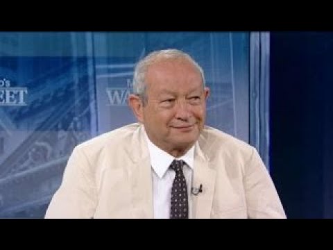 Video: Egyptský miliardář Naguib Sawiris dává polovinu své bohatství do zlata