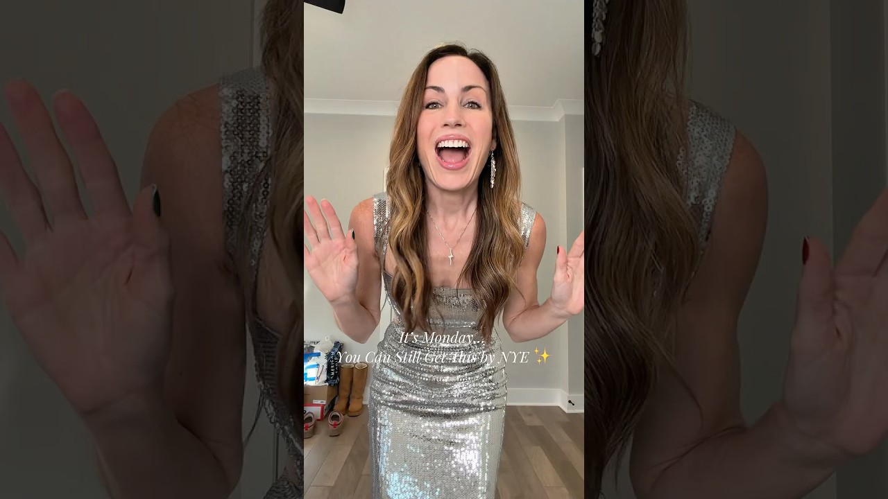 Это платье еще можно приобрести к Новому году ✨