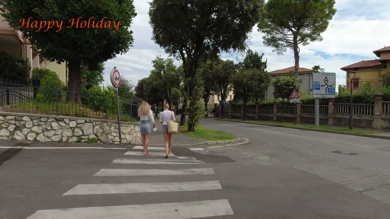 Desenzano del Garda 𝕀𝕋𝔸𝕃𝕐  🇮🇹 Italy's Hidden Village Surprises for 2025