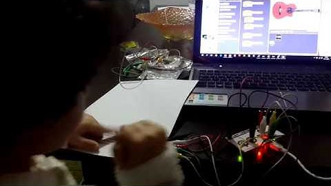 Makey Makey Scratch Gitar uygulaması