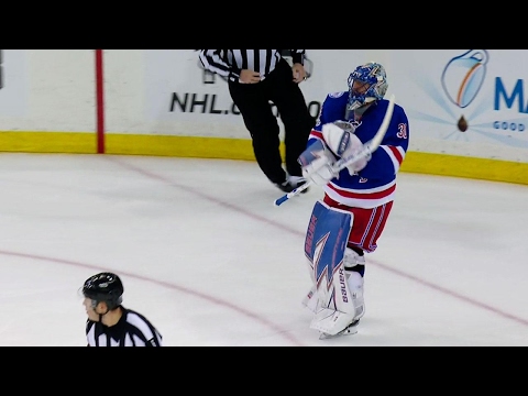 Lundqvist irate after Mitchell finishes give-and-go to score