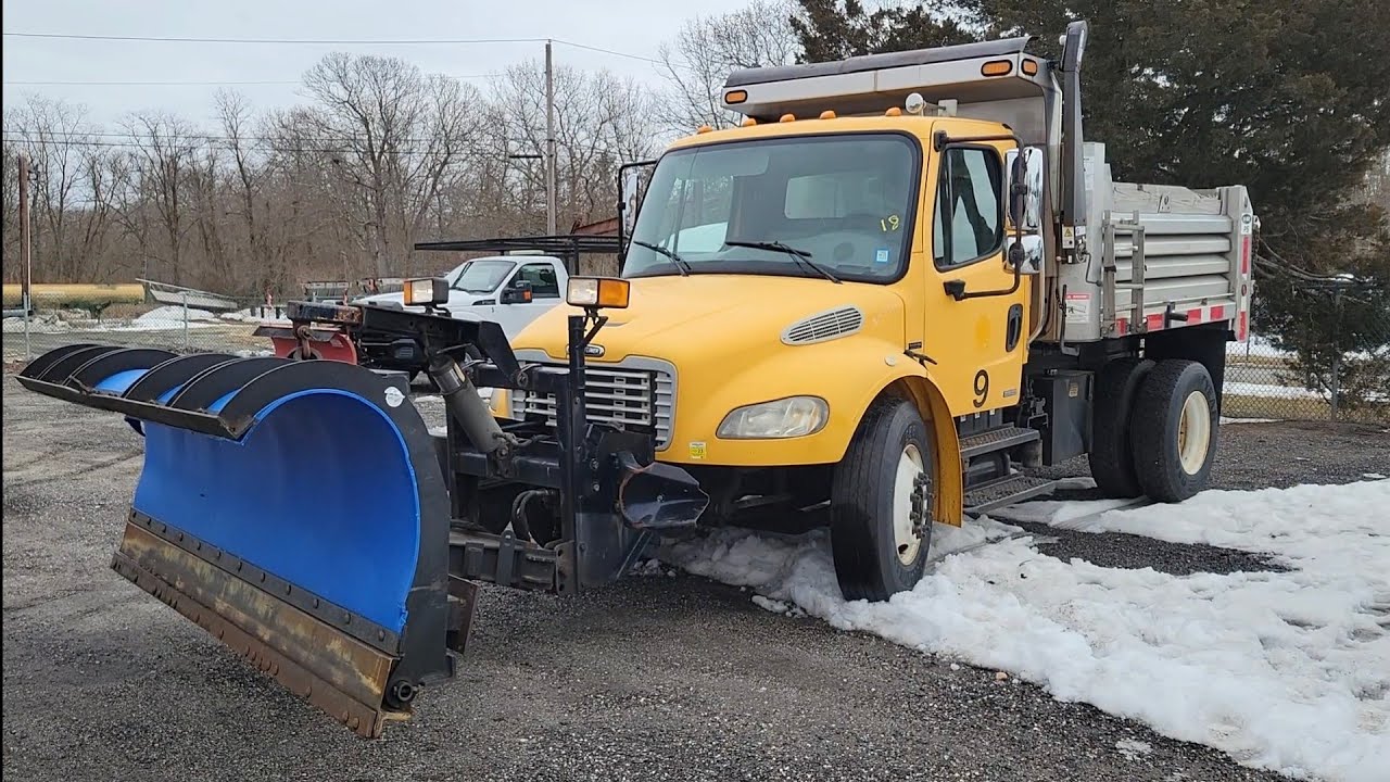 2007 Freightliner M2106 Dumptruck With Plow & Sander