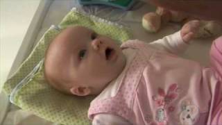 Baby says 'I love you' at just 10 weeks old  Amazing