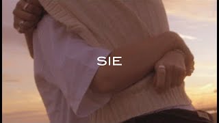 Wilhelmine - sie (Offizielles Musikvideo)