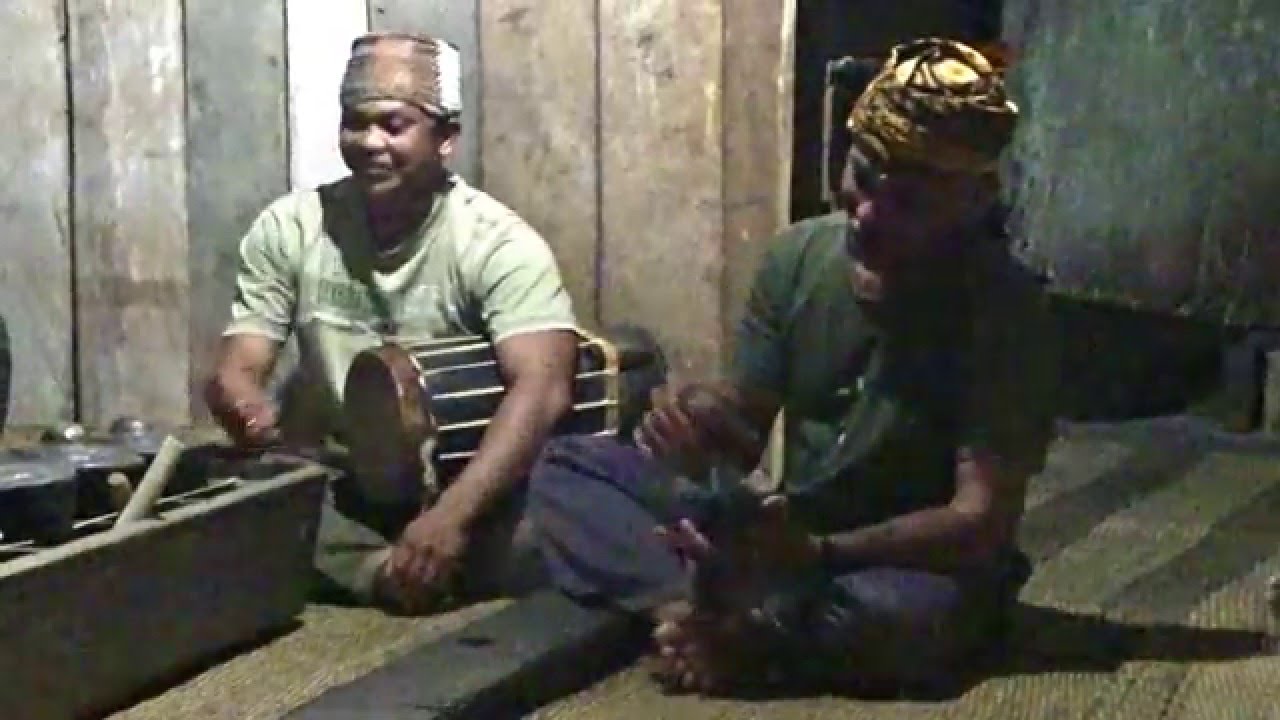 0685 Dayak Village Kalamantan Borneo Indonesia, 9 29 2015