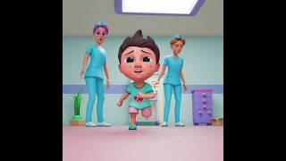 A enfermeira vem aí! Vamos fugir da injeção! 😅 #cançãoinfantil #diversão #medicocriança #shorts