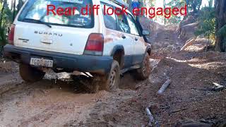 Testing the new rear locking differential at Gnarly Hill - Mundaring Powerlines