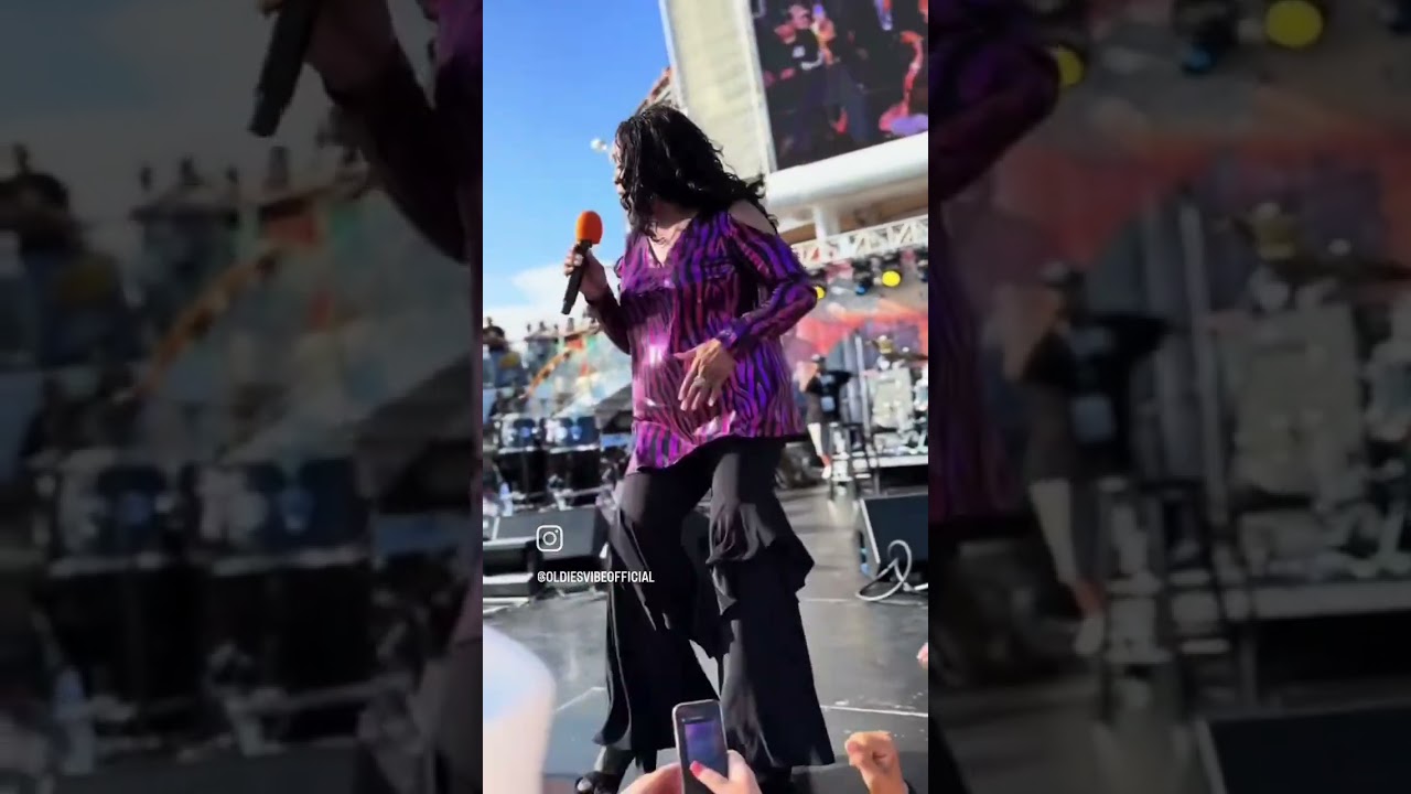 Evelyn Champagne King 🎤 🎶 🎵