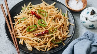 Chinese Potato Stir Fry (酸辣土豆丝)