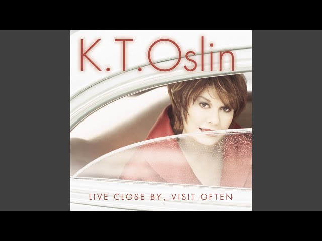 KT Oslin - Somebody's Leavin' Somebody