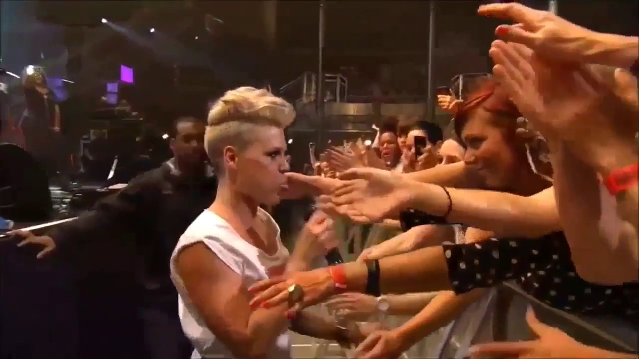 job for me eminem ft pink job for me eminem ft pink