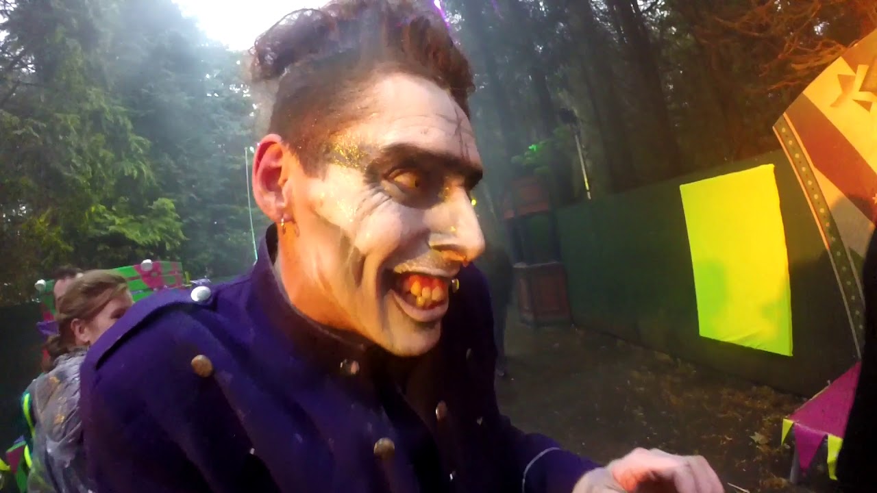 Alton Towers Scarefest Freak Show Scare Zone Day Time 2017 Youtube
