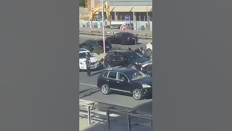 “Më lëshoni, hiqe telefonin”/ Dalin pamje të reja, ja çfarë ndodhi gjatë arrestimit të Ilir Metës…
